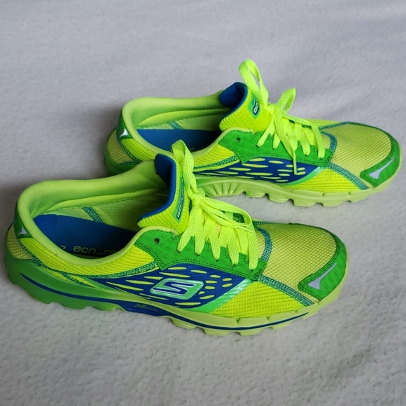 skechers go run 2 mens green
